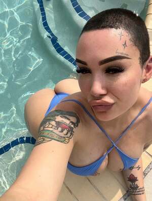 Destini Creams nude 6