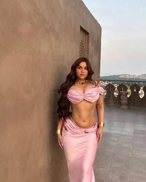 Devika Bharadwaj nude 6