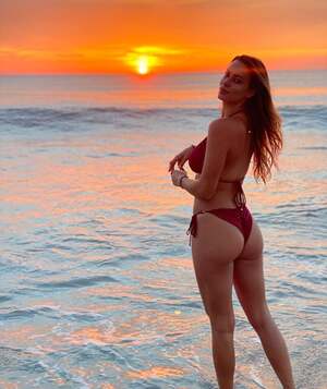 Devin Bender nude 12
