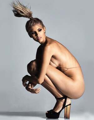 Devon Windsor nude 9