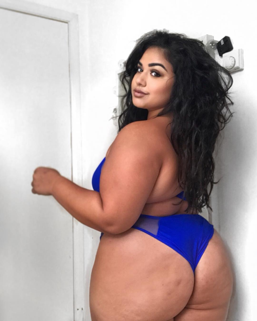 Diana Sirokai nude 2
