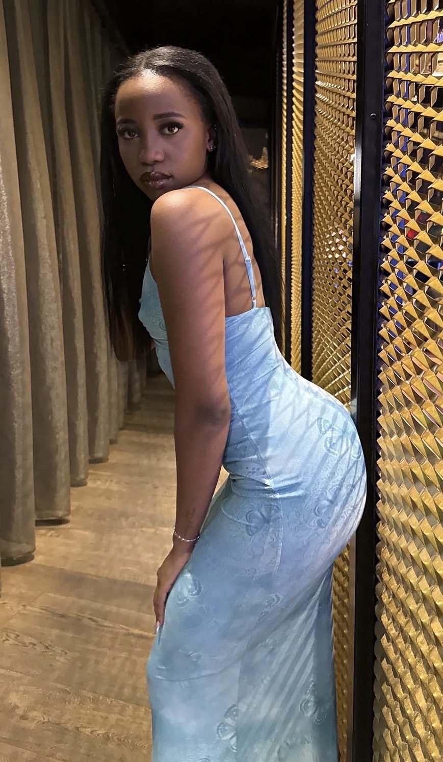Diandra Mponda nude 4