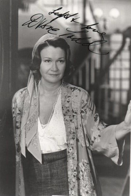Diane Ladd nude 10