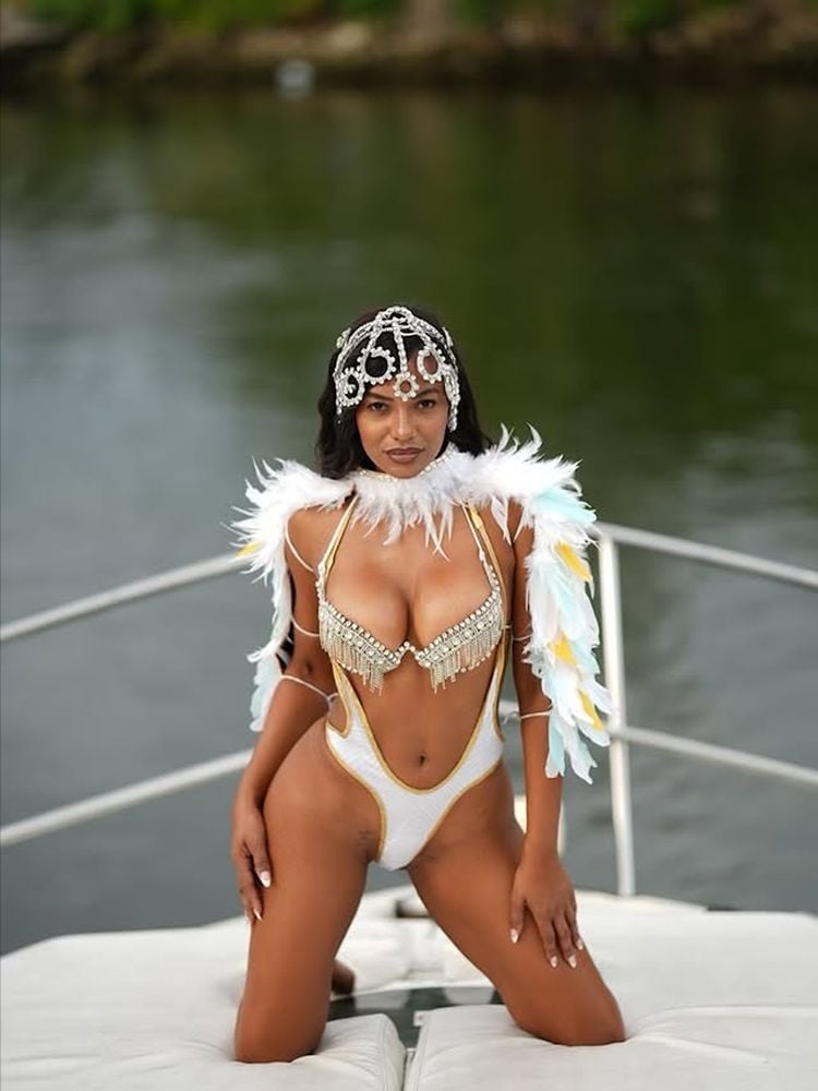 Dija Phaire nude 2
