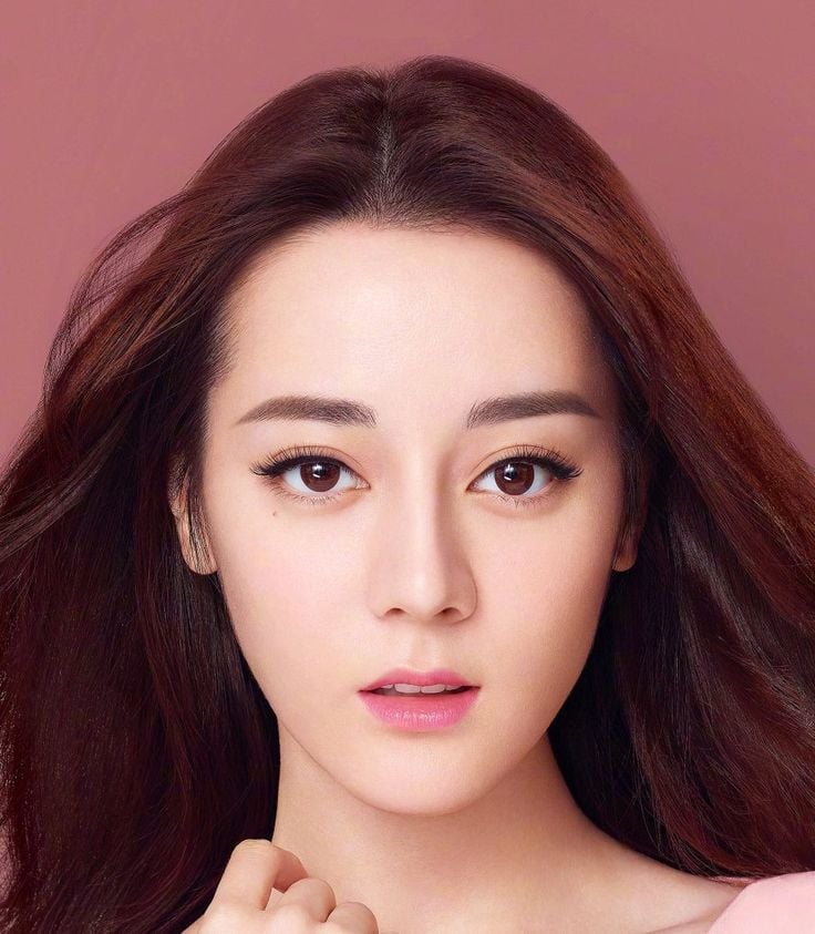 Dilraba Dilmurat nude 3