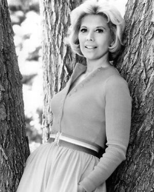 Dinah Shore nude 4