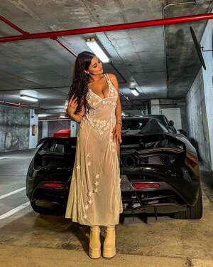 Diva Flawless nude 9