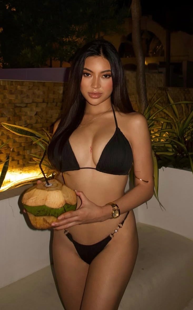 Divine Villareal nude 4