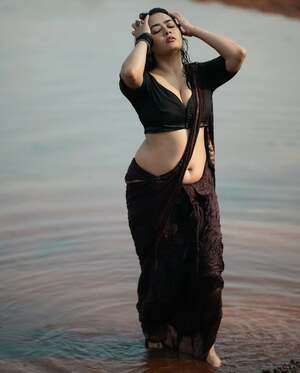 Divya Mistry nude 2