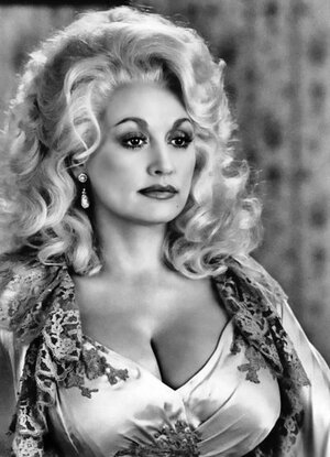 Dolly Parton nude 7