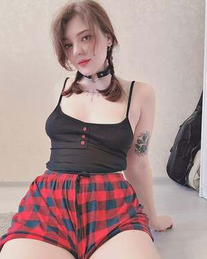 Dolly Sky nude 2