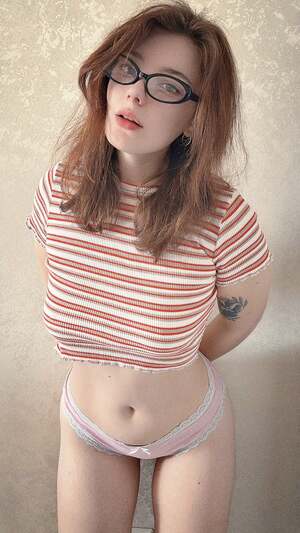 Dolly Sky nude 4