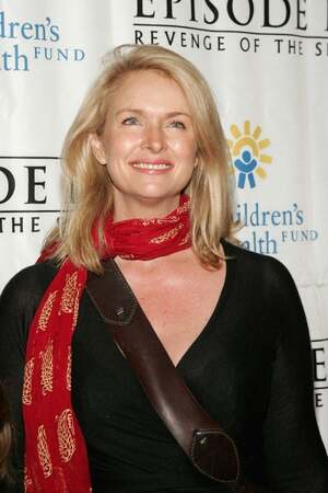 Donna Dixon nude 10