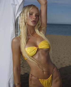 Dorina Gegici nude 8