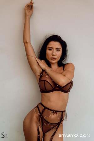 DorisQ nude 6