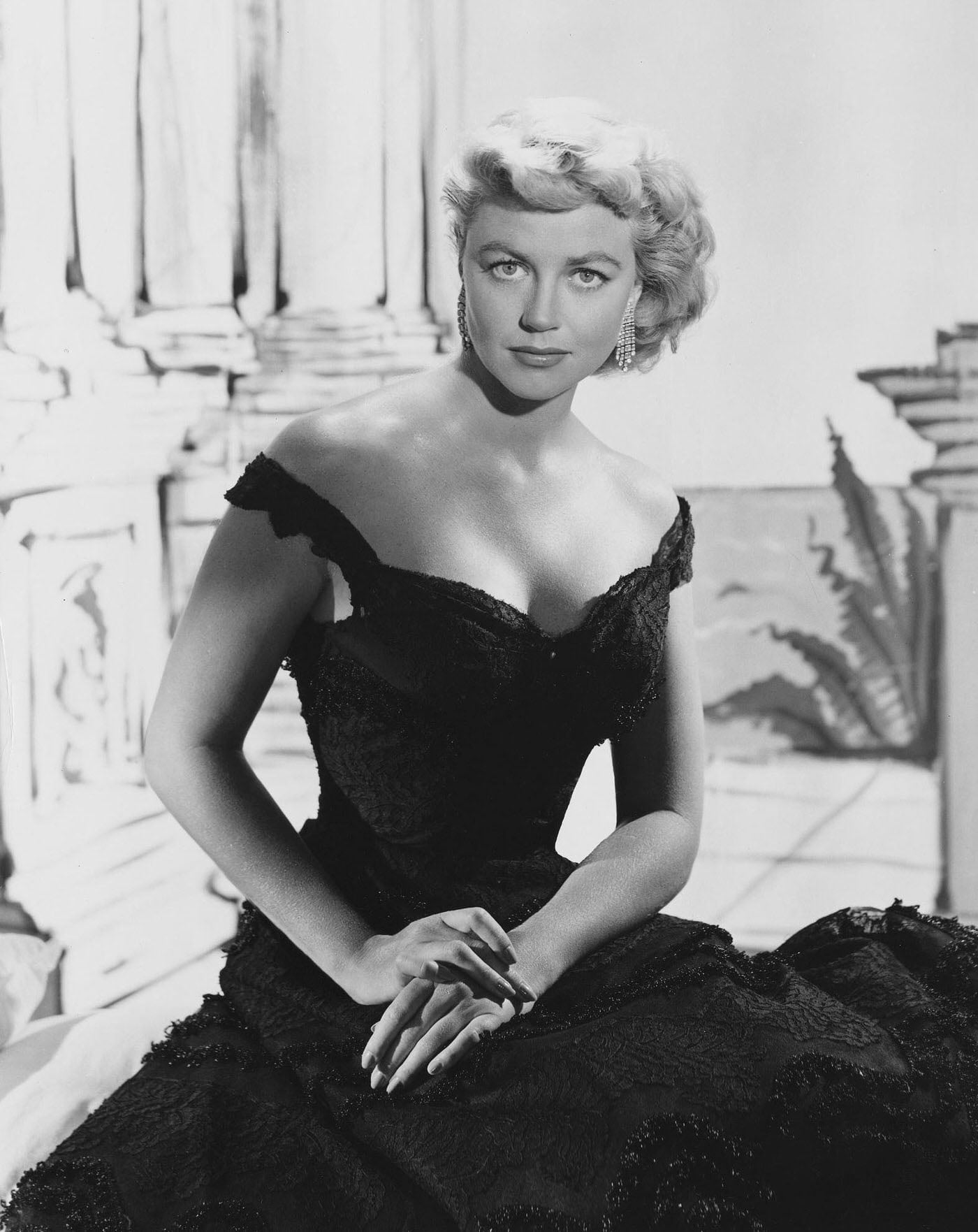 Dorothy Malone nude 8