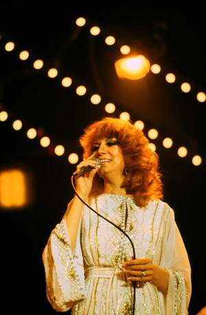 Dottie West nude 8