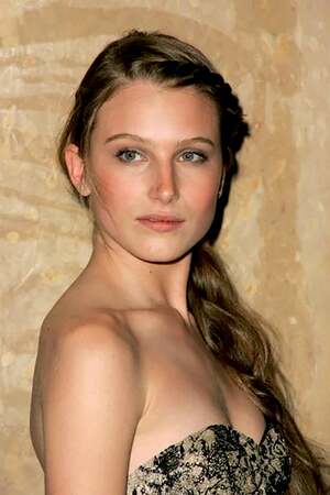 Dree Hemingway nude 7