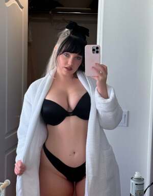 Drew Gulliver nude 1