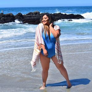 Dubhe May nude 10