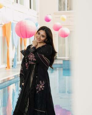 Durefishan Saleem nude 8