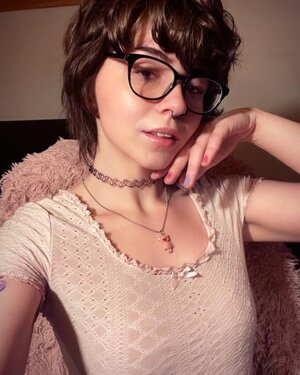 Dutifuldolly nude 6
