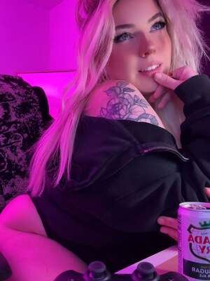 Eevie Aspen nude 6