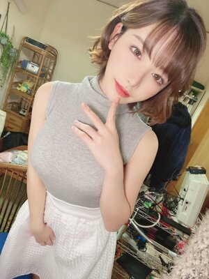 Eimi Fukada nude 12
