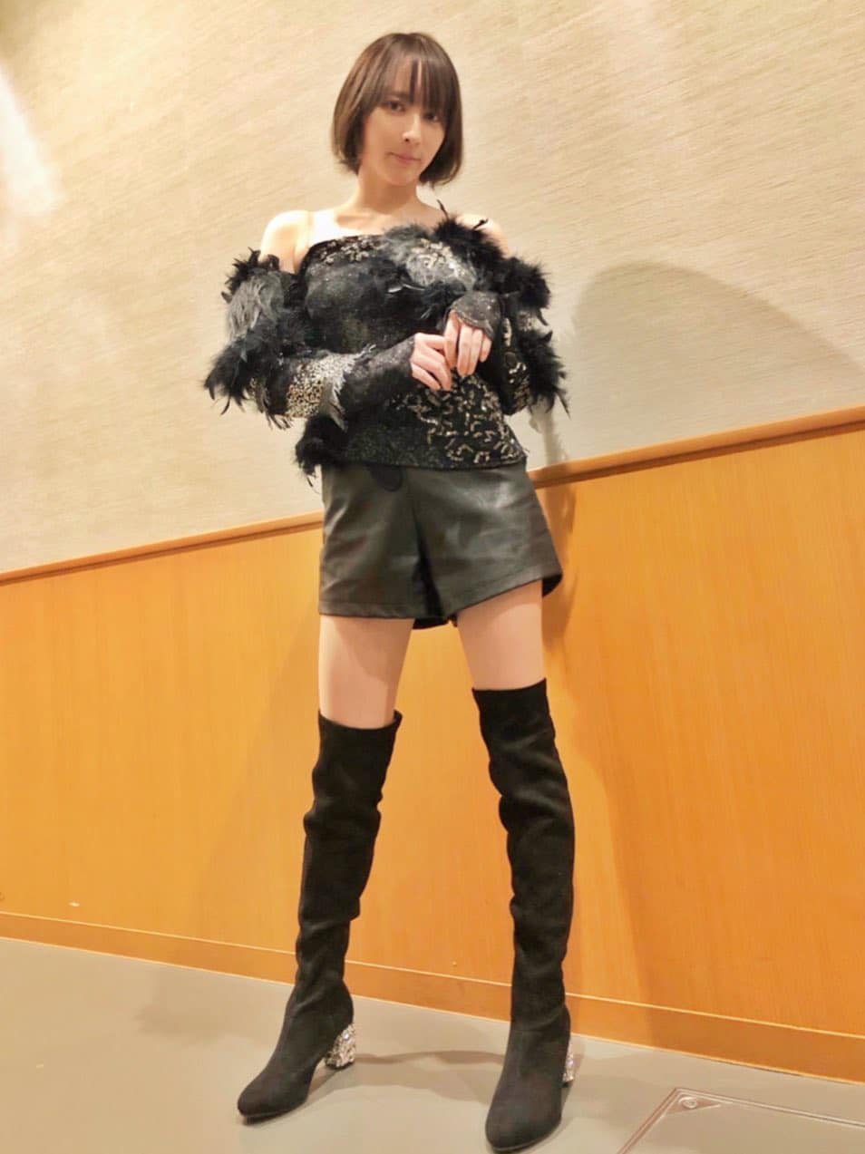 Eir Aoi nude 4