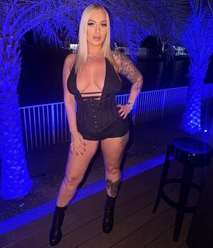 Elana Bunzz