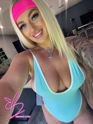 Elana Bunzz nude 10