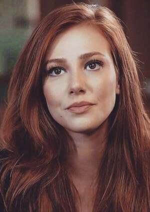 Elcin Sangu nude 4