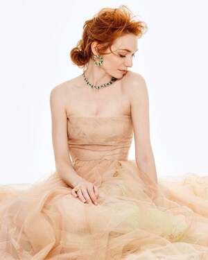 Eleanor Tomlinson nude 11