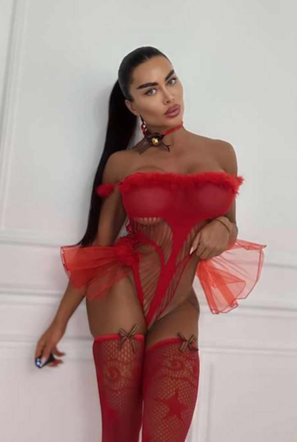 Elena Boychuk nude 3