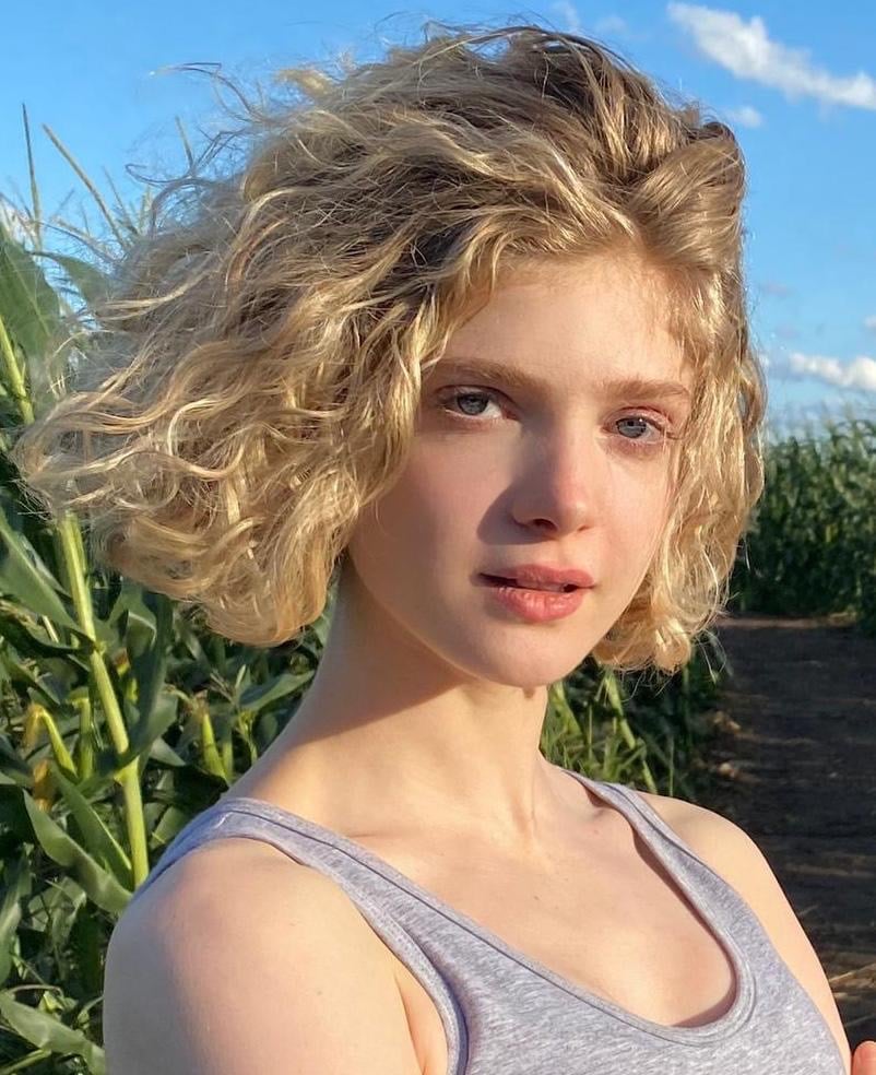 Elena Kampouris nude 5
