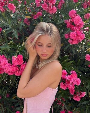 Elena Zoe nude 6