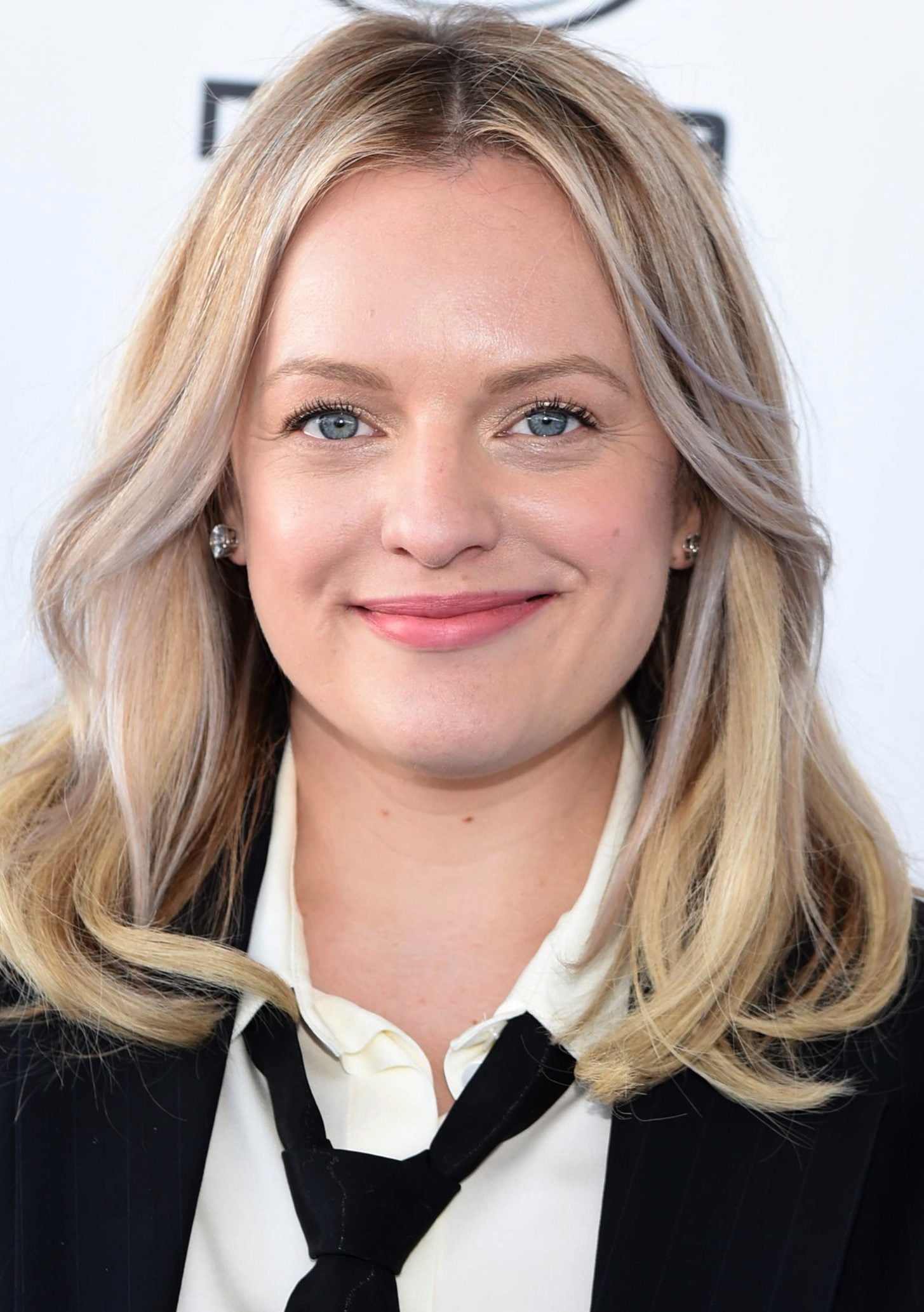 Elisabeth Moss nude 3