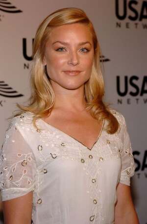 Elisabeth Rohm nude 5