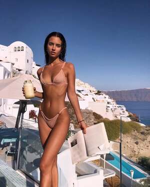 Elisha Herbert nude 3