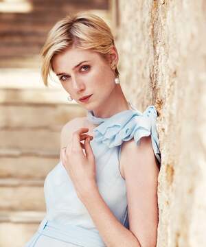 Elizabeth Debicki nude 5