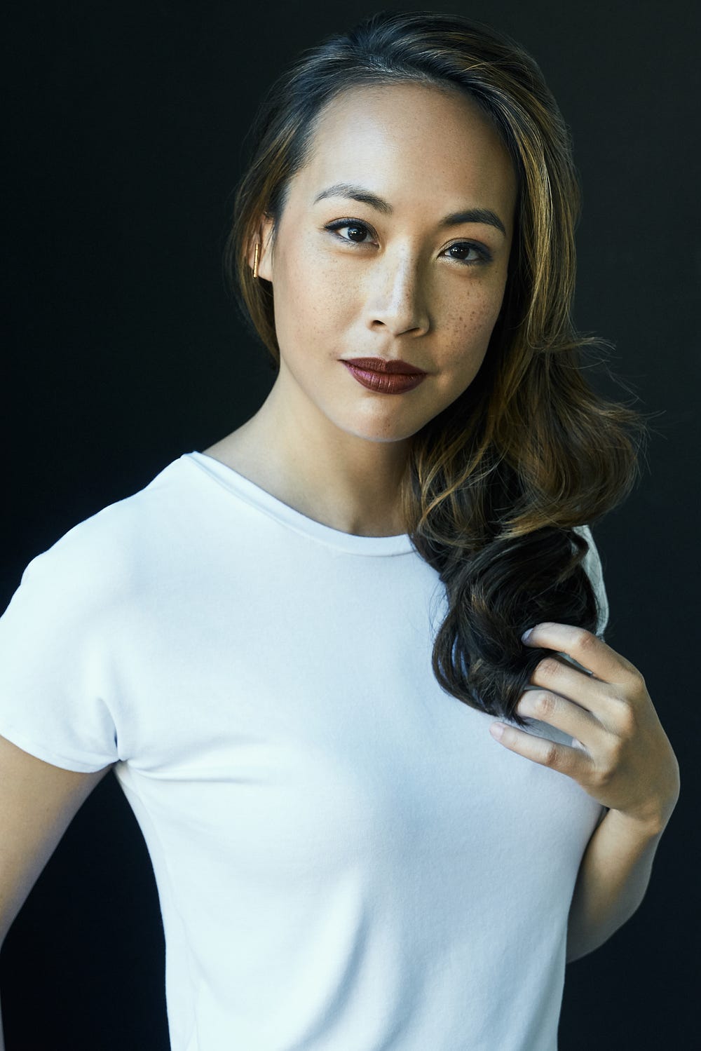 Elizabeth Ho nude 8