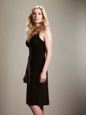 Elizabeth Mitchell nude 1