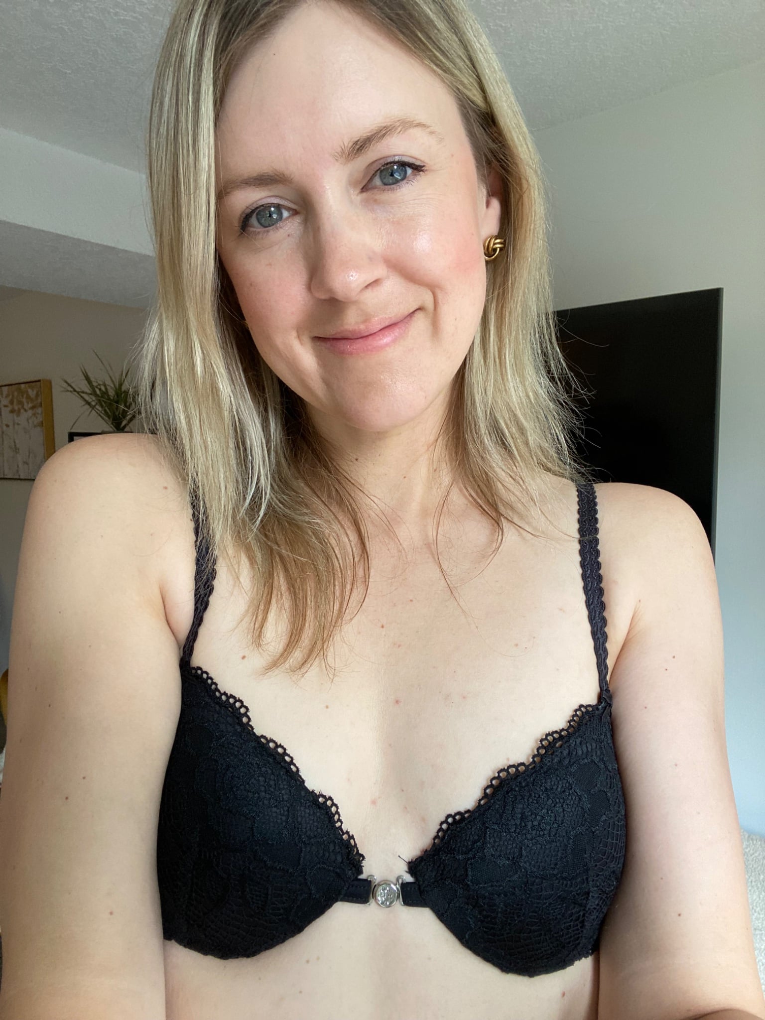 Elizabeth88 nude 7