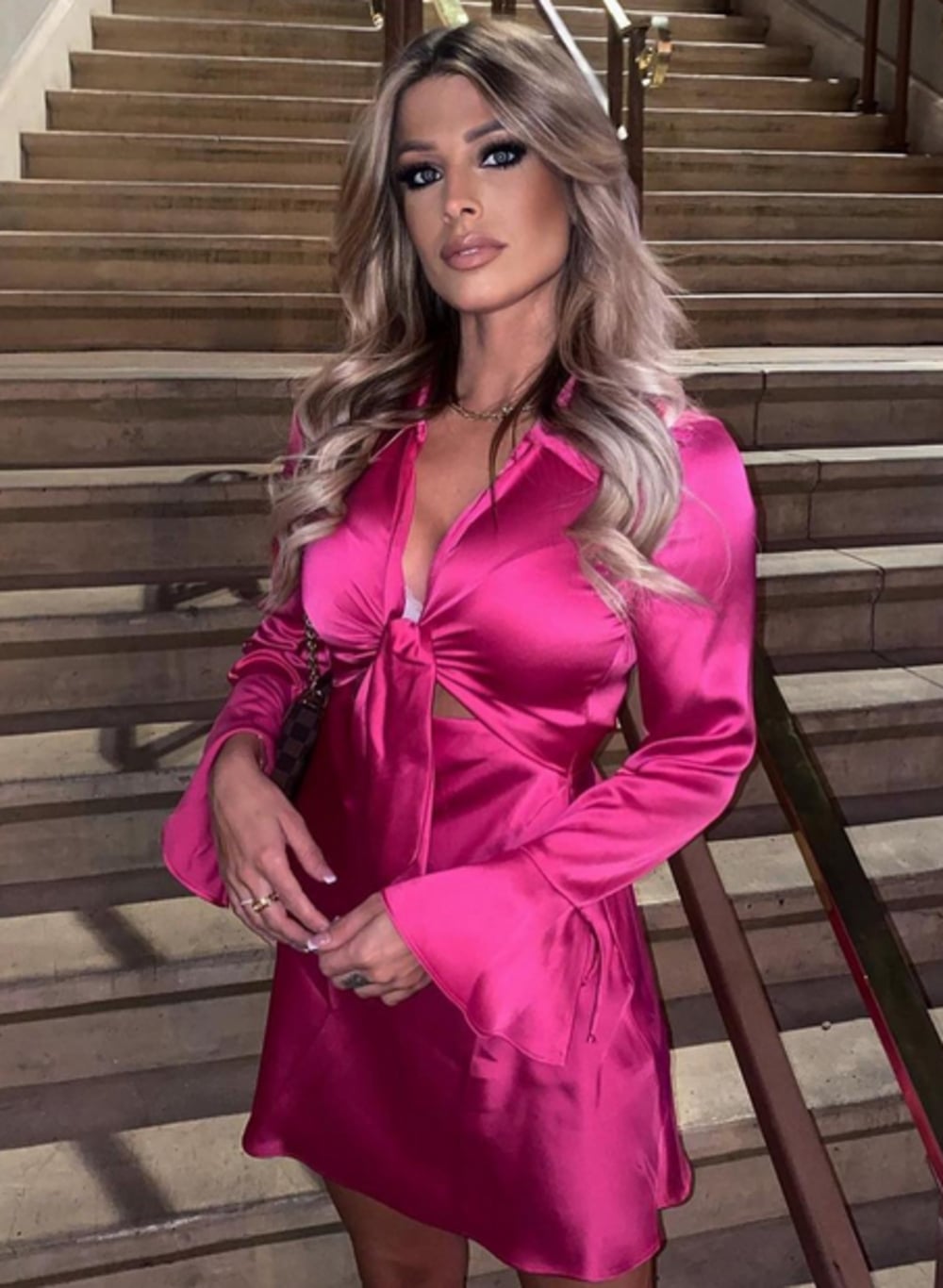 Elize Mol nude 2
