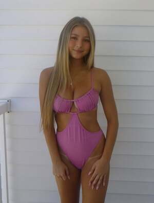 Ella Friedland nude 4