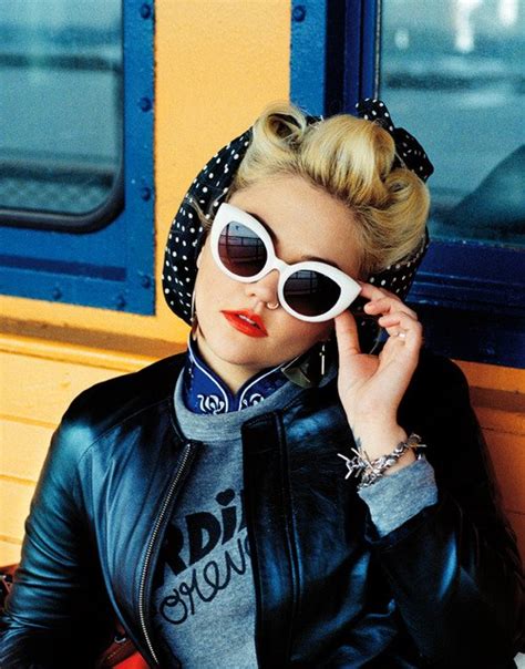 Elle King nude 12
