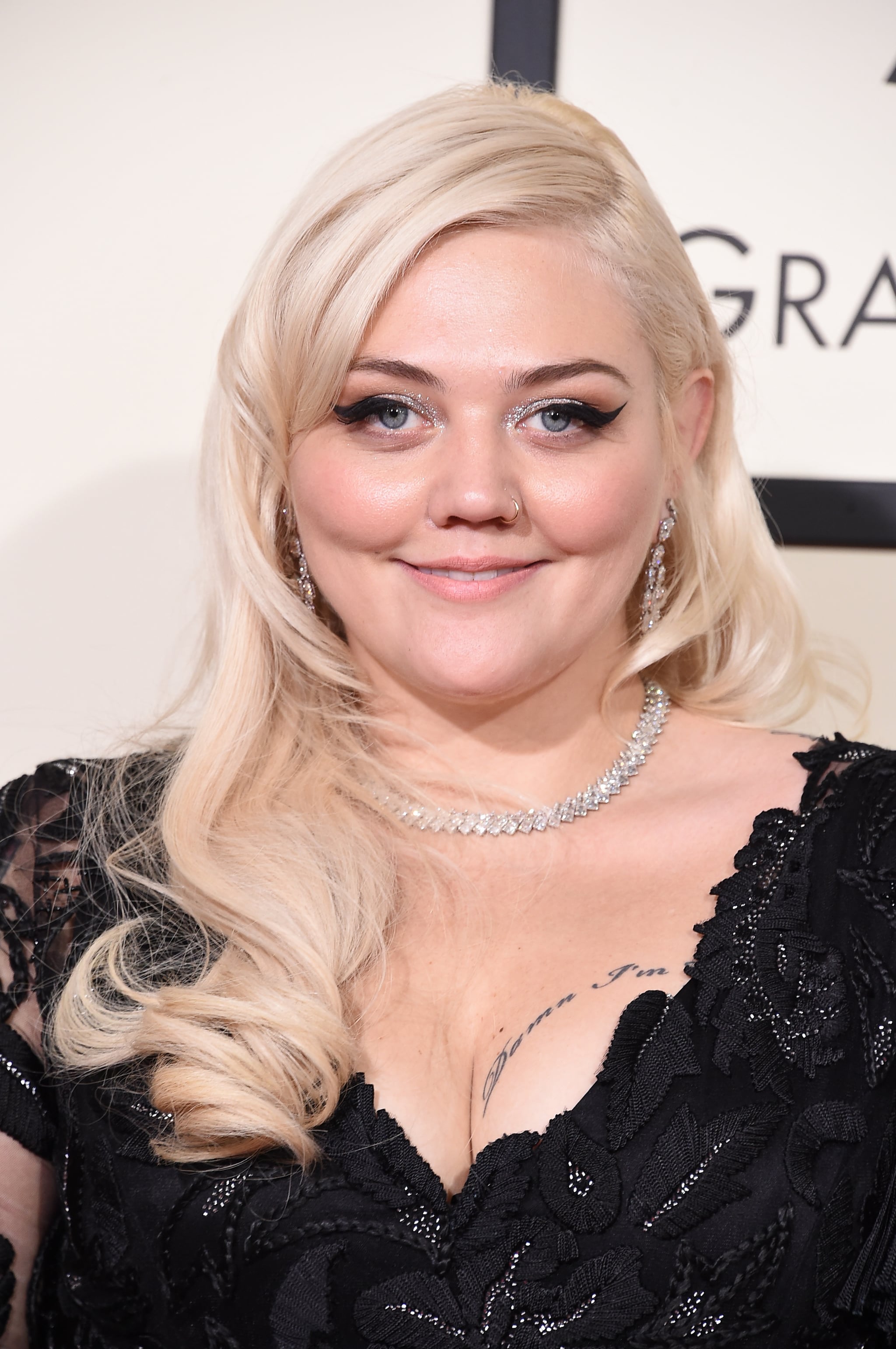 Elle King nude 6