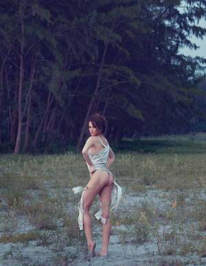 Ellen Adarna nude 11