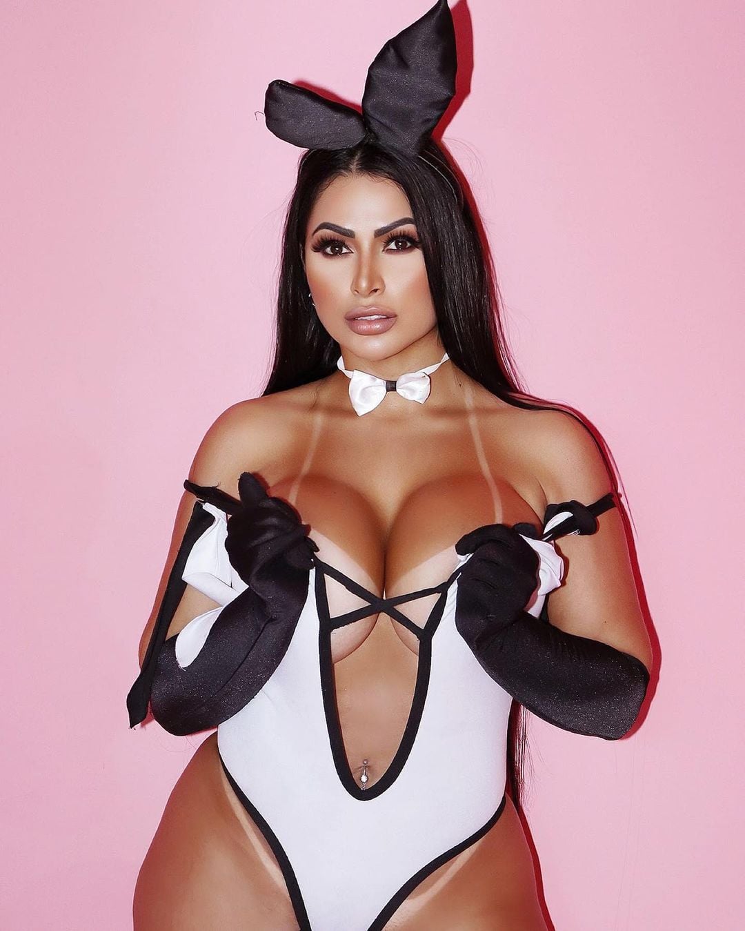 Ellen Santana nude 12