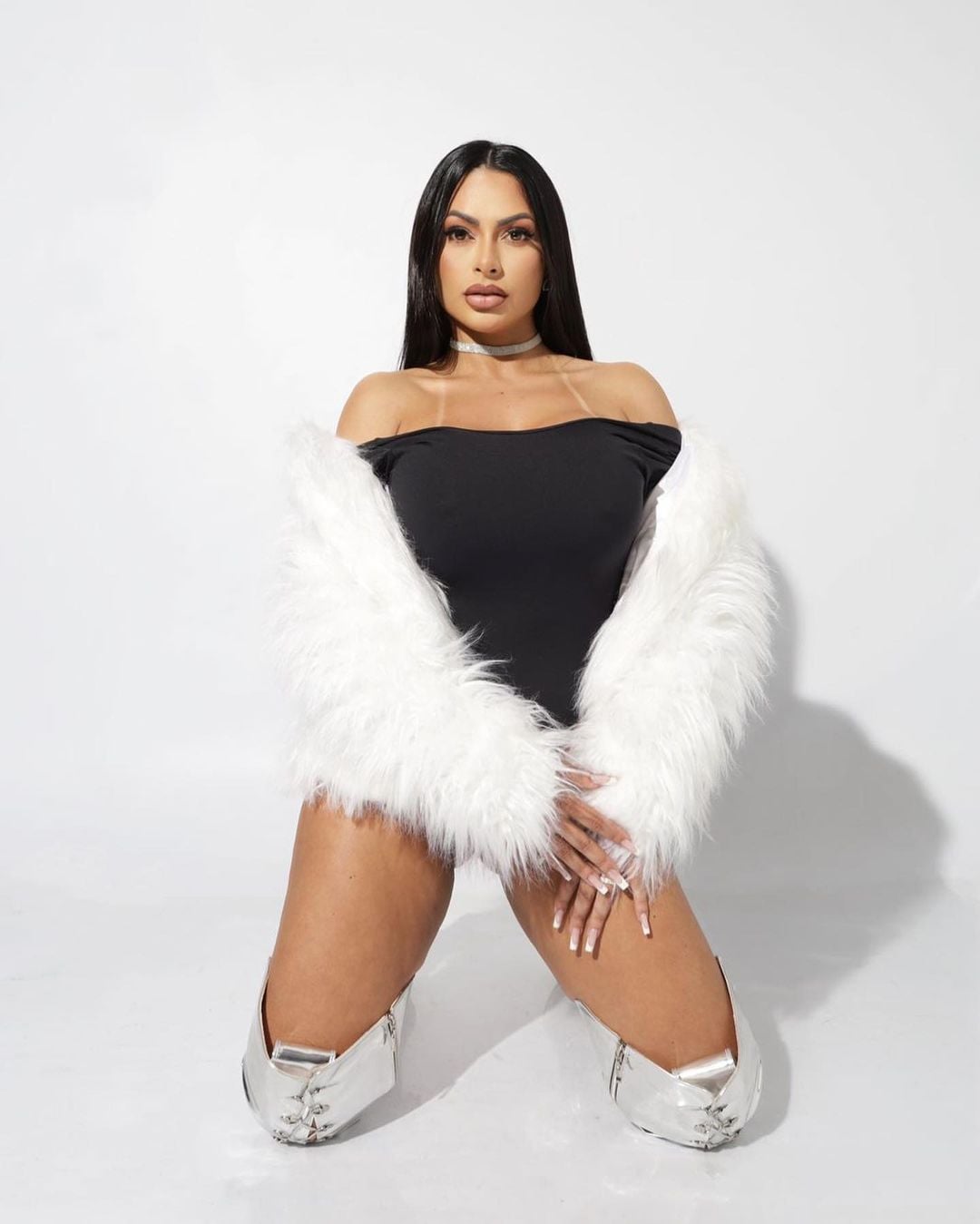 Ellen Santana nude 3